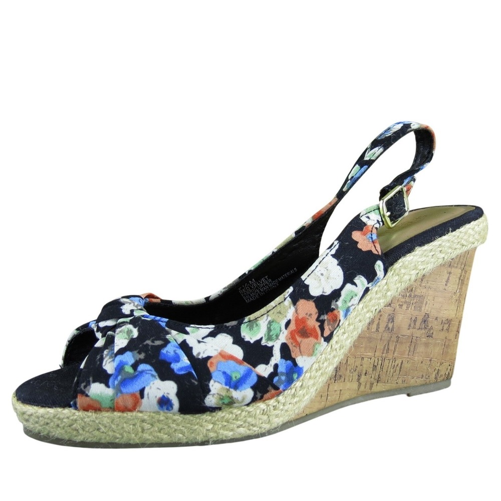 Seychelles Women's Red Velvet Slingback Multicolor‎ Fabric 7.5 Gently Used 2025